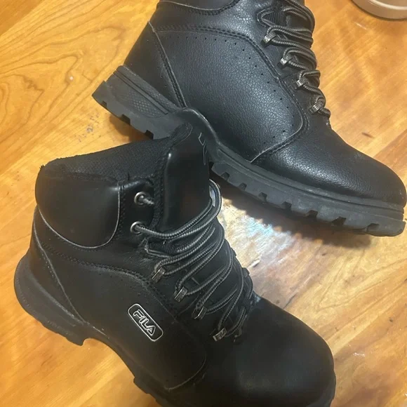 Sz6 Fila high-tops, like new! - Picture 1 of 12